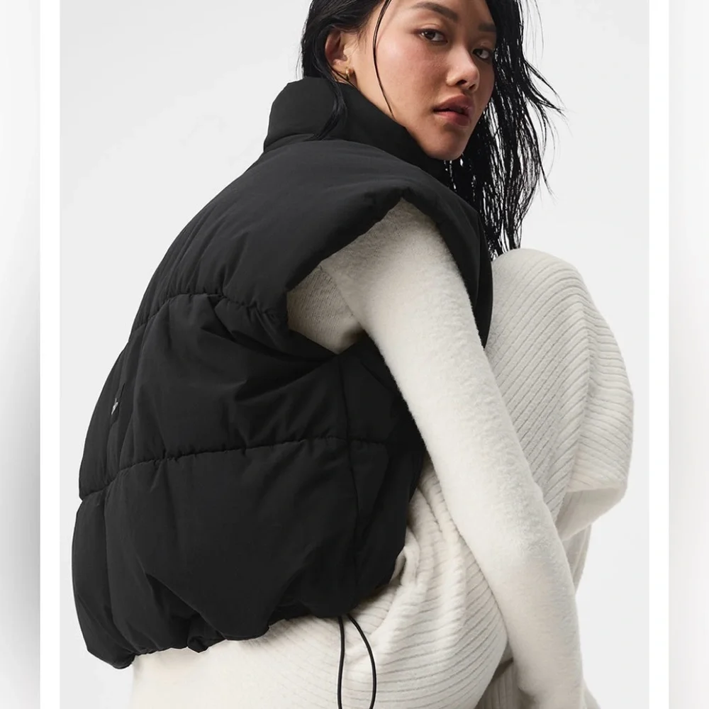 ALO Yoga Cream White Puffer Vest
